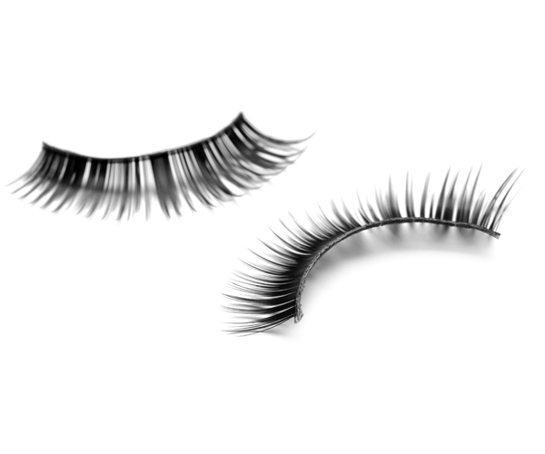 Laying eyelash extensions with commercial accessories
